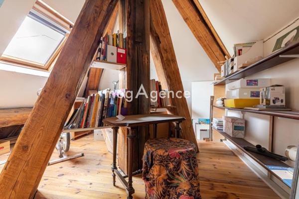 Appartement à ECULLY, 69130 - 5 pièces 199m²