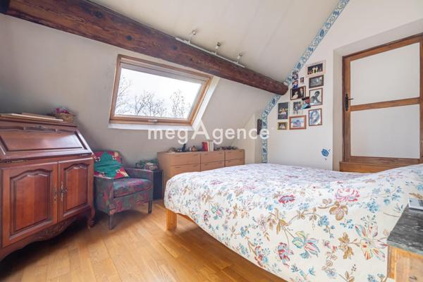 Appartement à ECULLY, 69130 - 5 pièces 199m²