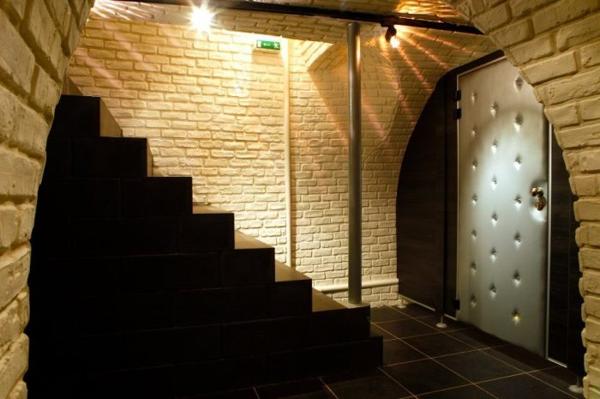 Commerce de services Saint-Germain-en-Laye 60 m²