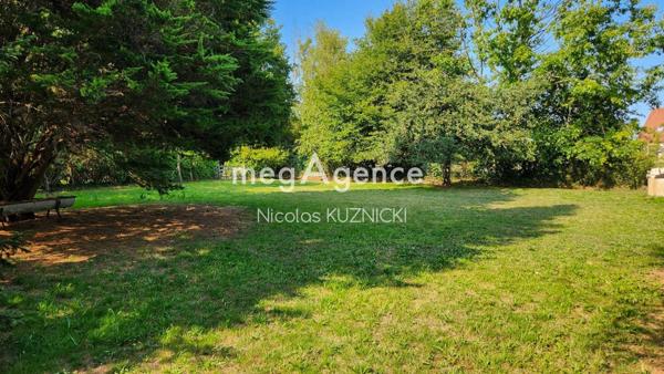 Maison à GUECELARD, 72230 - 8 pièces 186m²