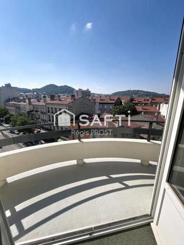 Appartement 4 pièces de 109 m² avec cave et grenier – Vue dégagée sur les toits