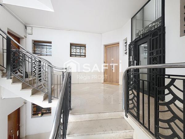 Appartement 4 pièces de 109 m² avec cave et grenier – Vue dégagée sur les toits