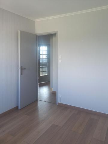 appartement Type 4, résidence avec parc, un garage
