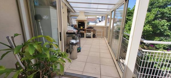 immeuble avec 3 appartements et un local commercial Centre Bergerac