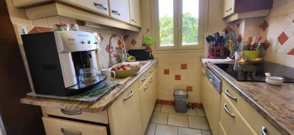 immeuble avec 3 appartements et un local commercial Centre Bergerac