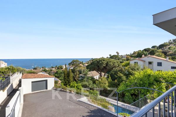 Villa rénovée Vue mer GOLFE JUAN
