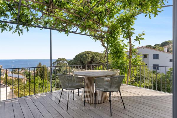 Villa rénovée Vue mer GOLFE JUAN