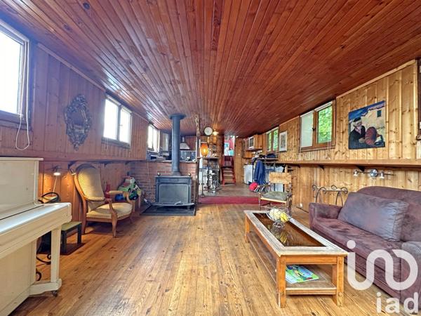 Péniche 7 pièces de 160 m² à Joinville-le-Pont (94340)