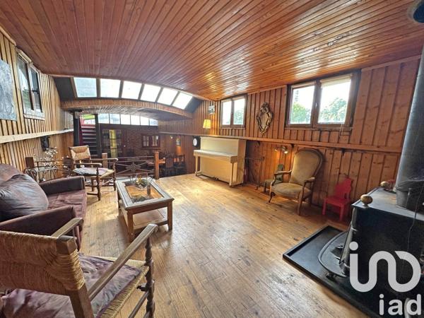 Péniche 7 pièces de 160 m² à Joinville-le-Pont (94340)