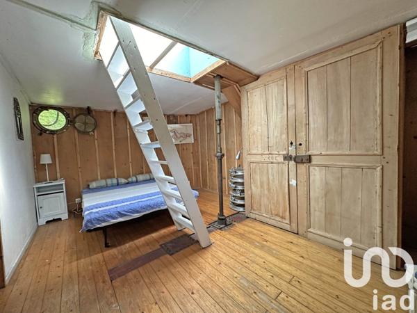 Péniche 7 pièces de 160 m² à Joinville-le-Pont (94340)