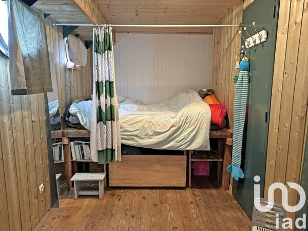 Péniche 7 pièces de 160 m² à Joinville-le-Pont (94340)