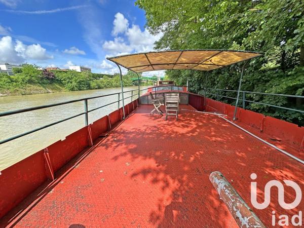 Péniche 7 pièces de 160 m² à Joinville-le-Pont (94340)