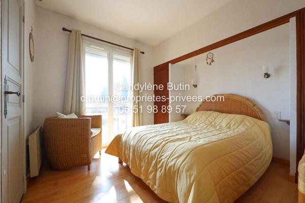 Villa T4 rénovée avec piscine et vue