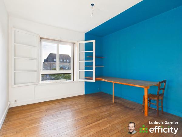 Immeuble
        
        - 180 m² 199 900 € *