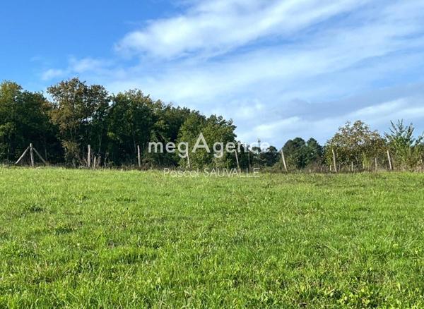 Terrain à VILLAMBLARD, 24140 - 1920m²