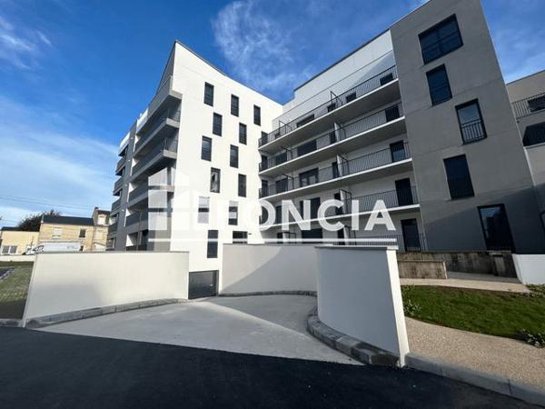 Location Studio 27.77 m² - 53, RUE DES FRERES LUMIERE Caen 14000