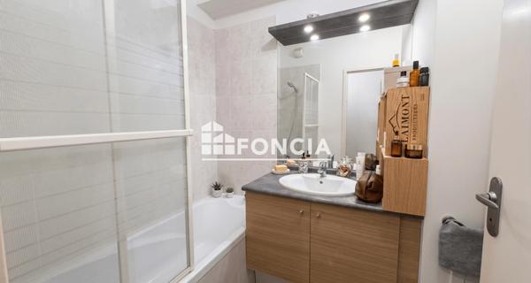À vendre Appartement 3 pièces 67.47 m² - Bordeaux 33100