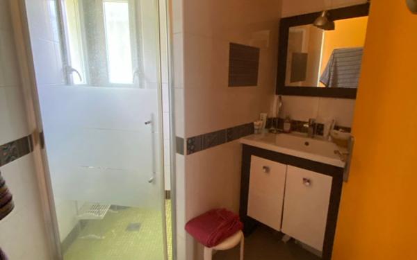 Maison à vendre    6 pièces •  Sainte-Eulalie