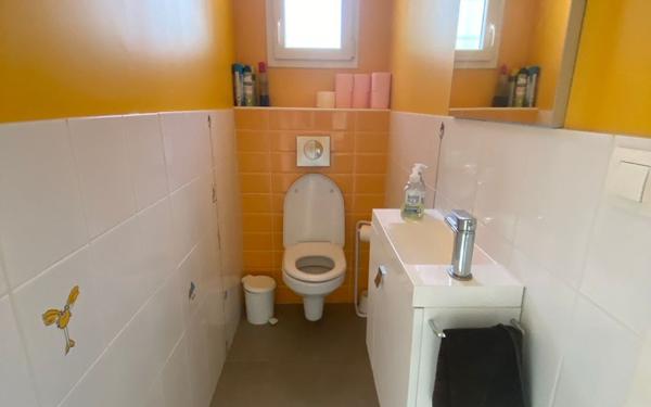 Maison à vendre    6 pièces •  Sainte-Eulalie