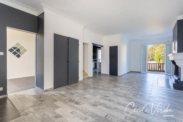 Maison à vendre 5 pièces, Bergerac 4 chambres sur 257 m2 de terrain