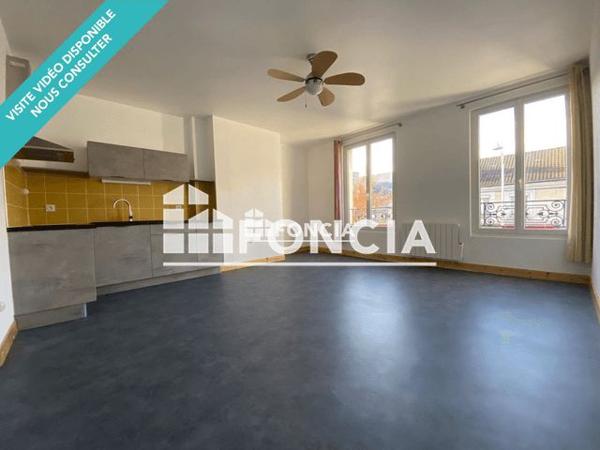 Location Appartement 2 pièces 44.79 m² - 130 BOULEVARD D'ESTREES Chatellerault 86100