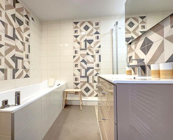 Appartement Lyon 4 pièces 83.5 m2 Dernier étage