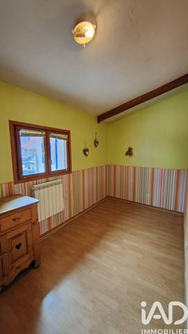 Location maison 6 pièces 117 m² Saint-Jean-de-Soudain