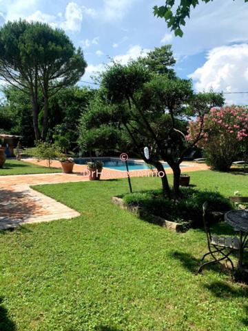 Maison à vendre 8 pièces de 255 m²