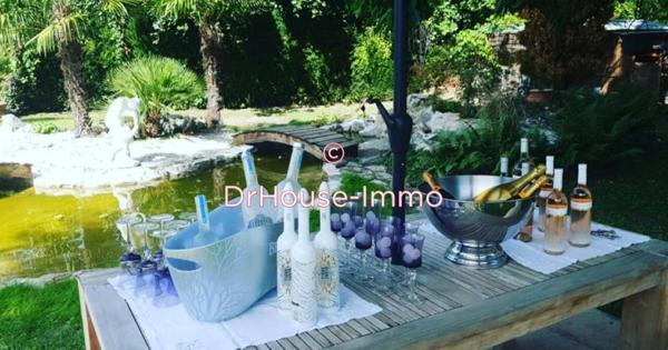 Maison à vendre 8 pièces de 255 m²