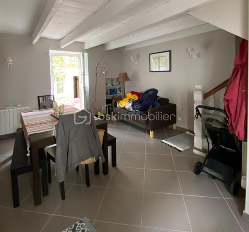 Maison en pierre de 180 m²