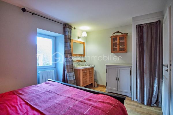 Maison en pierre de 180 m²