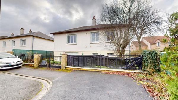 Maison Bourges 3 pièce(s) 75 m2 - Sous Sol -