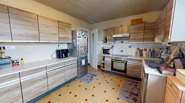 Maison Bourges 3 pièce(s) 75 m2 - Sous Sol -