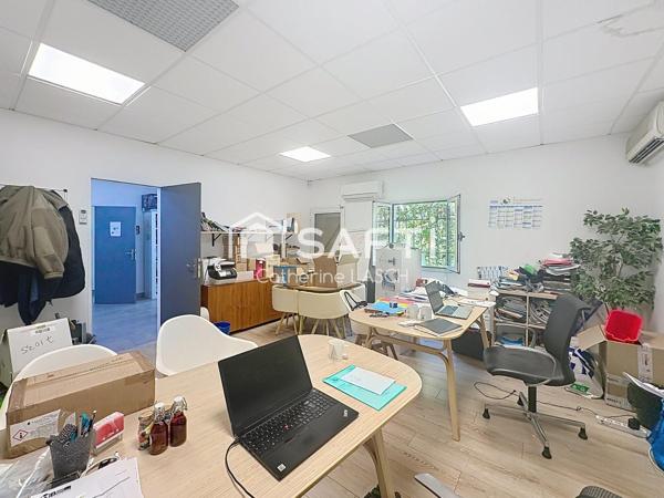 IMMEUBLE MIXTE  A CASTELNAU LE LEZ