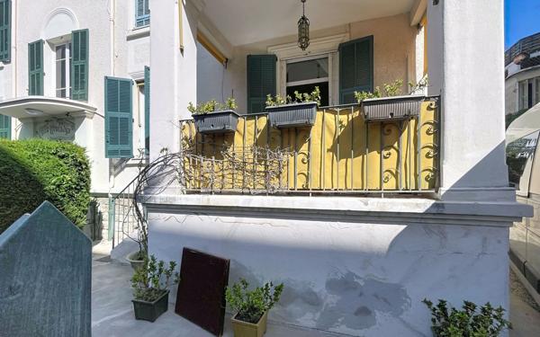 Appartement à vendre    3 pièces • 73,66 m2 Juan-les-Pins - Antibes