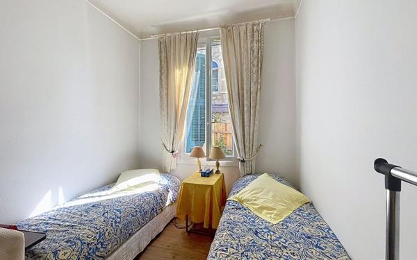 Appartement à vendre    3 pièces • 73,66 m2 Juan-les-Pins - Antibes