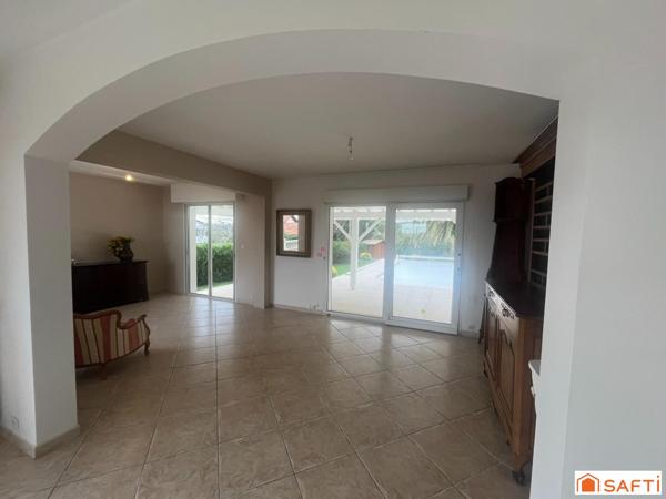 Villa d’exception – Vue Pyrénées, piscine & confort luxe