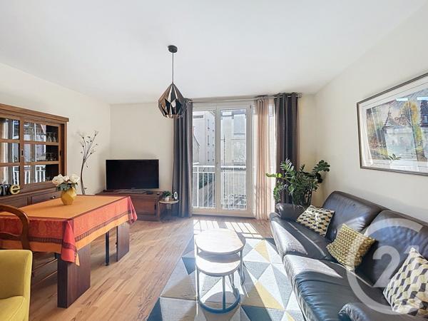 Appartement F4 à vendre  4 pièces - 78,45 m2 CHAMALIERES - 63