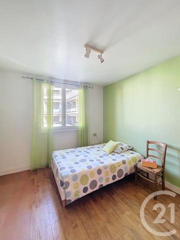 Appartement F4 à vendre  4 pièces - 78,45 m2 CHAMALIERES - 63