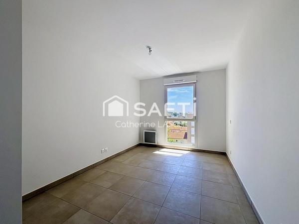 appartement récent T4 en dernier étage