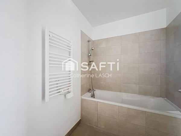 appartement récent T4 en dernier étage