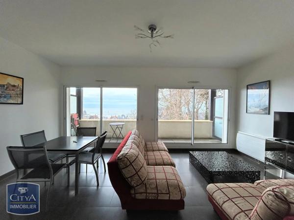 Appartement à louer 3 pièces 75.64m²