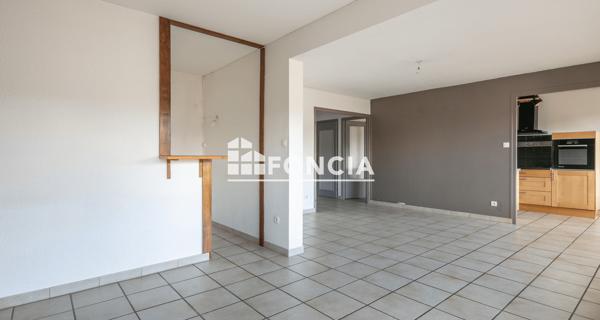 À vendre Appartement 3 pièces 83 m² - Voiron 38500