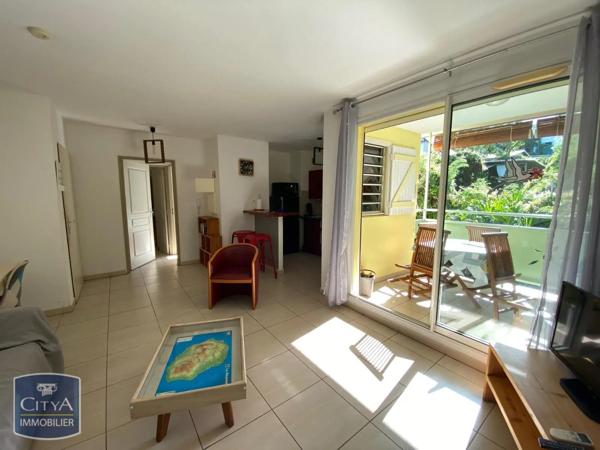 Appartement à louer 2 pièces 41.03m² Saint-Leu (97436)