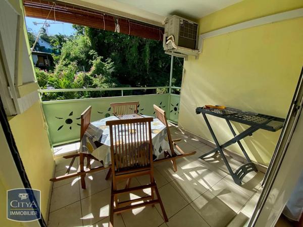 Appartement à louer 2 pièces 41.03m² Saint-Leu (97436)