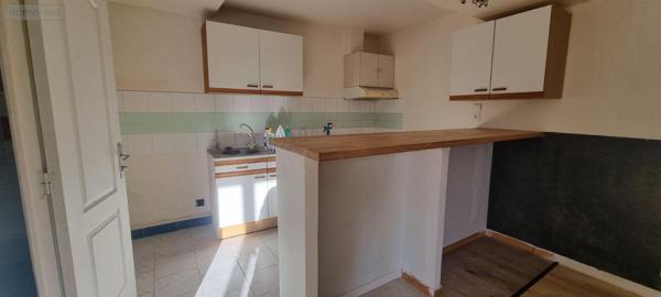 Immeuble à vendre à Tassé dans la Sarthe (72430), ref : CPO/1266