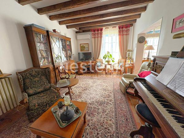MAISON BOURGEOISE 4 CHAMBRES À VENDRE SUR VALENCAY PROCHE COMMERCES ET ÉCOLES (INDRE 36)