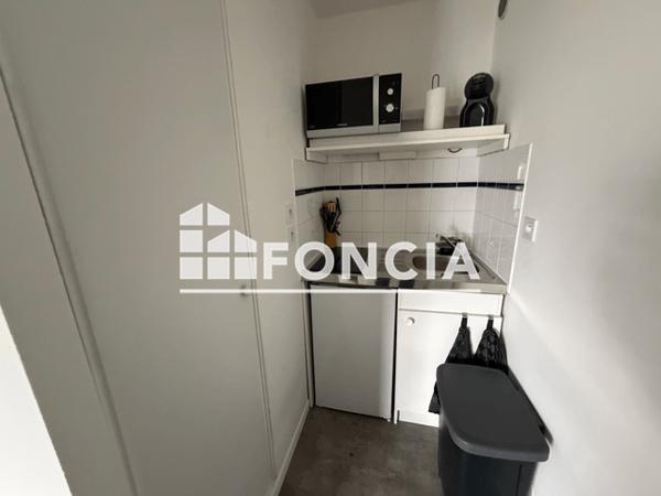 Location Appartement 2 pièces 28.1 m² - 94 G. COLIN 1 & 3 BEAUMARCHAIS Arras 62000
