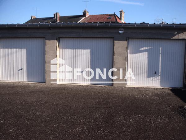 Location Parking - 15 BOULEVARD JULES FERRY Soissons 02200