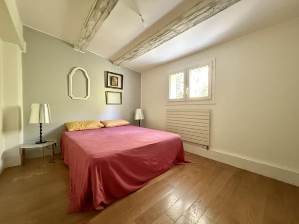 Maison
         11 pièces
        - 190 m² Bien prestige 899 000 € *